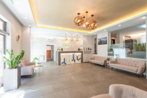 Гостиница Corvin Plaza Apartments & Suites, Будапешт